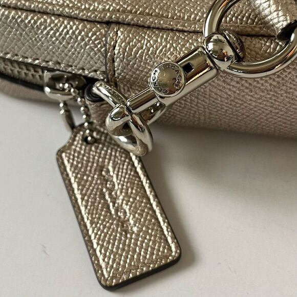 RARE Coach Phoebe Metallic Crossbody Mini Bag Crossgrain Gold Leather # F87692 - Picture 7 of 11